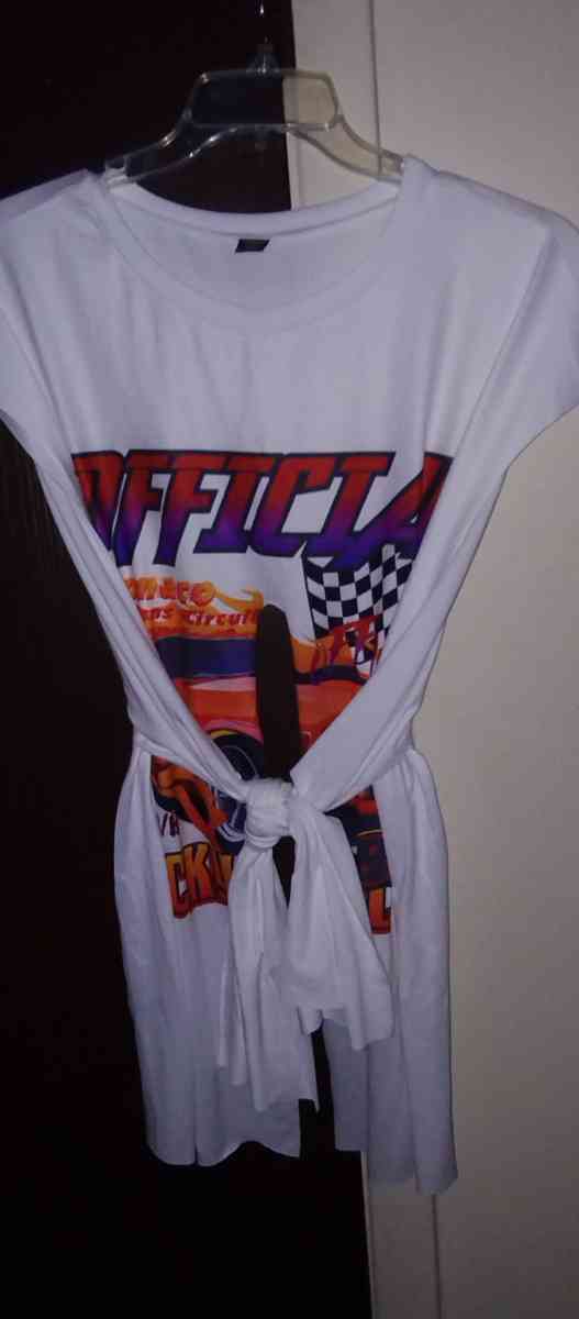 Plus size 4X Graphic race car high split hem tank top - Wilson, North Carolina - FleaMarketBay