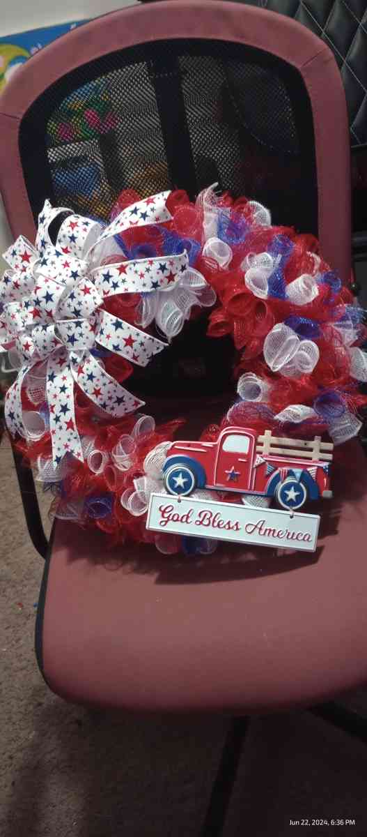 hand made wreaths - West Jordan, Utah - FleaMarketBay