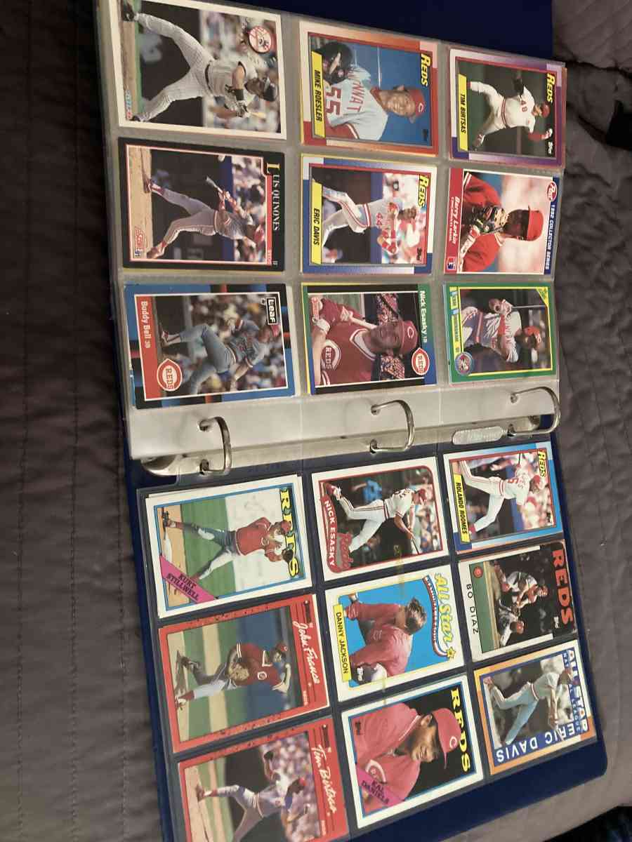 binder of baseball cards - Saint Clairsville, Ohio - FleaMarketBay