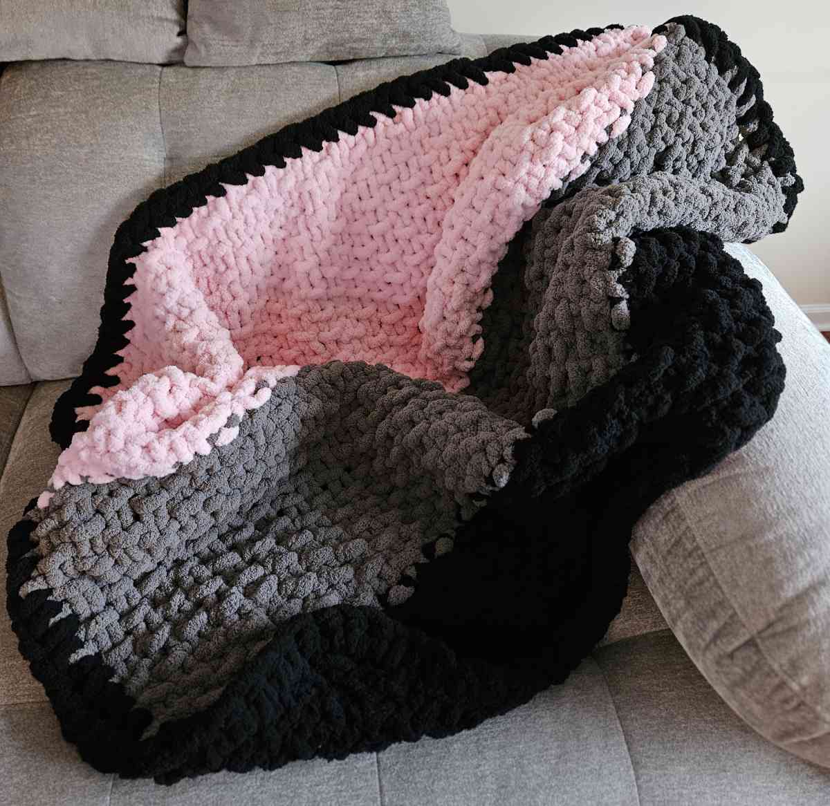 Tri Color Chenille Blanket - Durham, North Carolina - FleaMarketBay