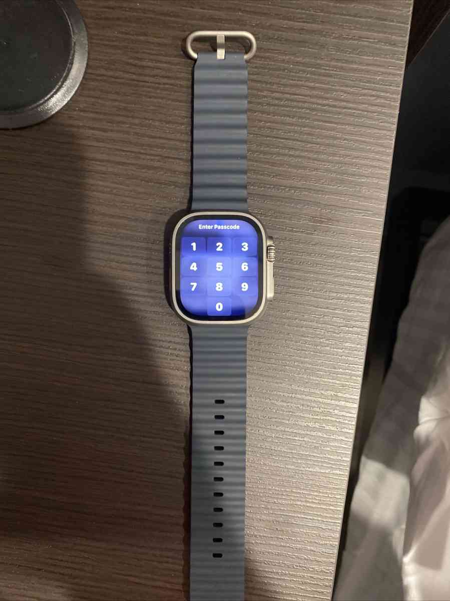 AppleWatch Ultra Ocean Blue Band 49mm - Harrisburg, Pennsylvania - FleaMarketBay