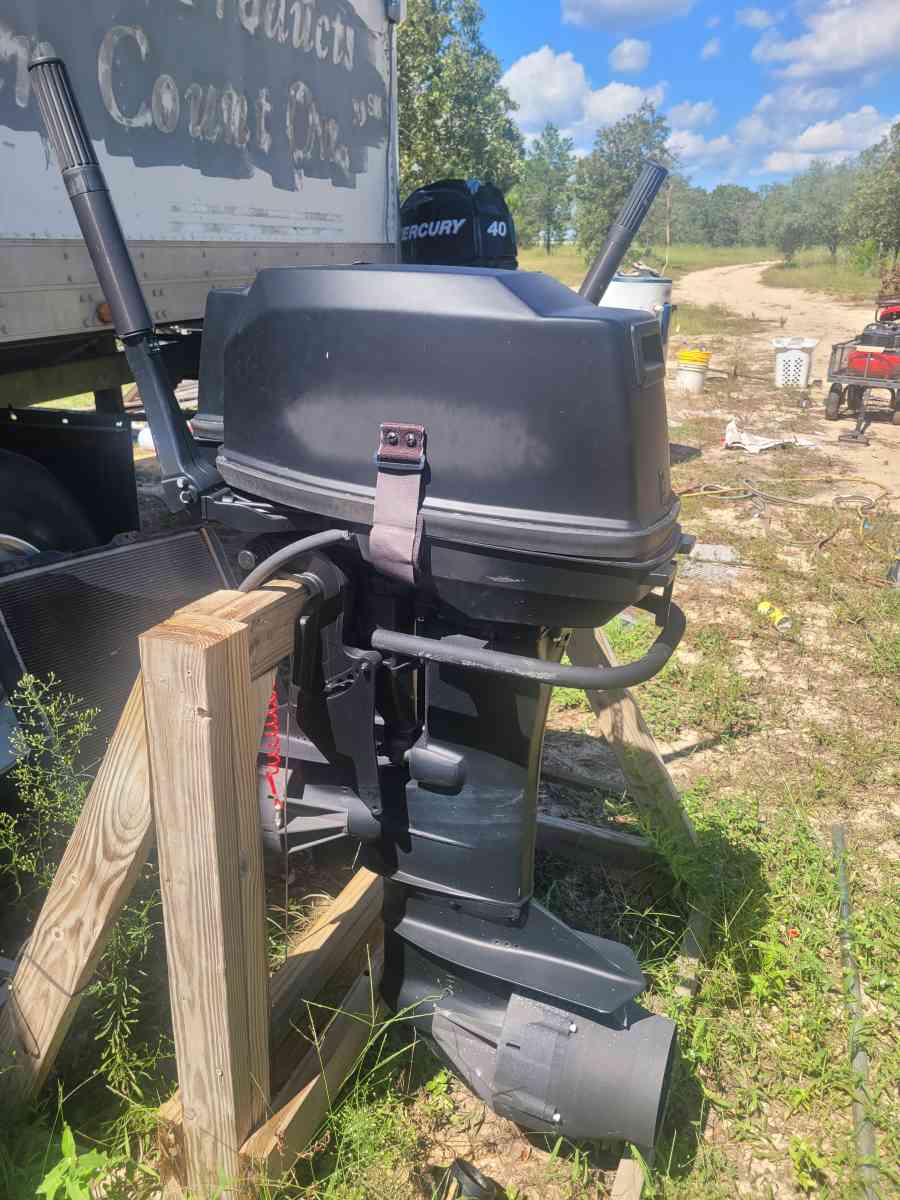 raider 40hp outboard - Youngstown, Florida - FleaMarketBay
