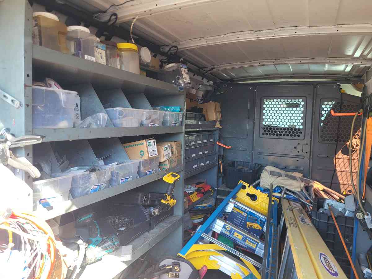 2015 GMC Savana Cargo van - Reseda, California - FleaMarketBay