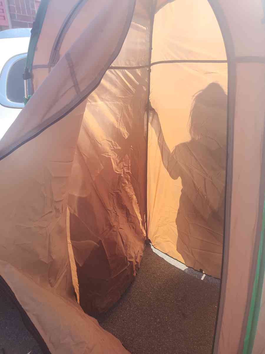 outside privacy tent