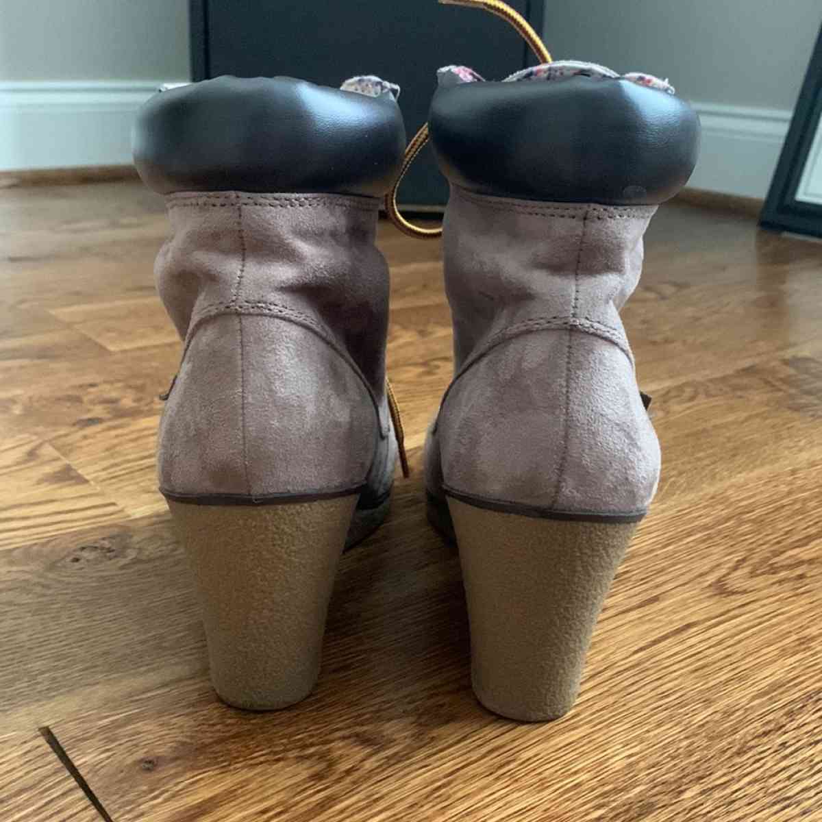 Womens Rock and Candy by Zigi Tan Suede Ankle Boots - Wheat Ridge, Colorado - FleaMarketBay