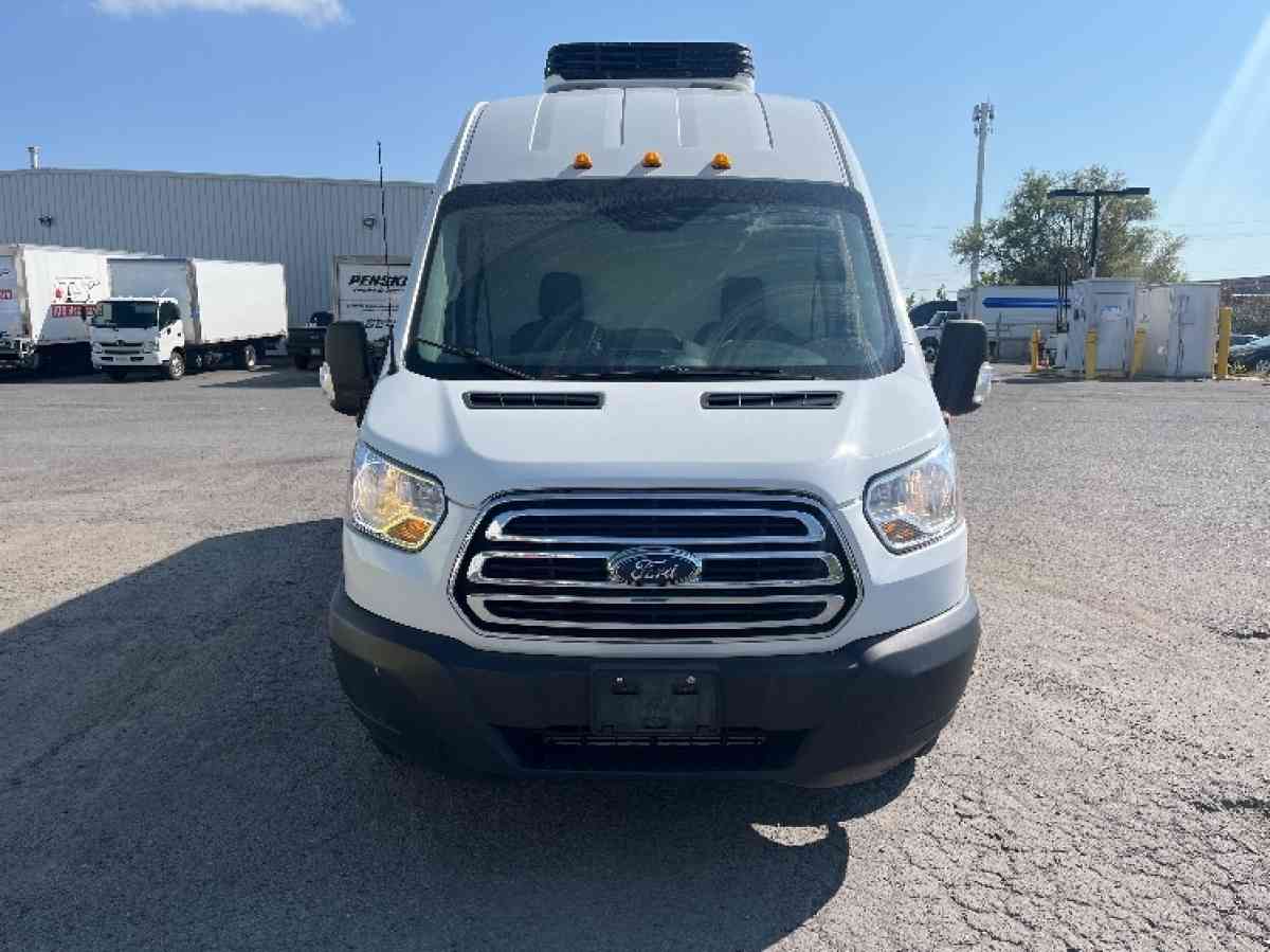 PICKUP TRUCK  UNDER MASSIVE HALLOWEEN DISCOUNTS - San Diego, California - FleaMarketBay