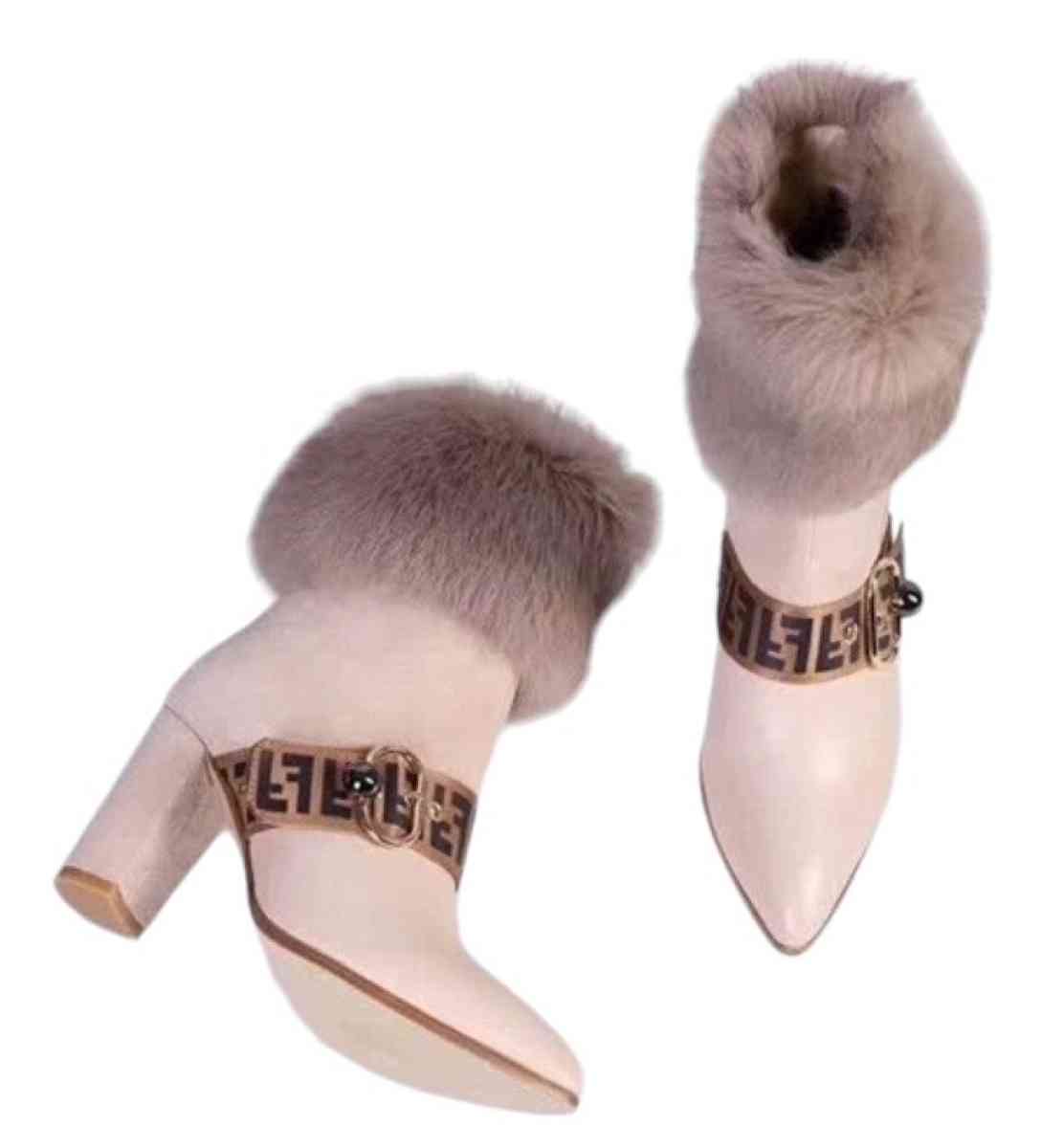 WOMENS FENDI BOOTS - Vacaville, California - FleaMarketBay