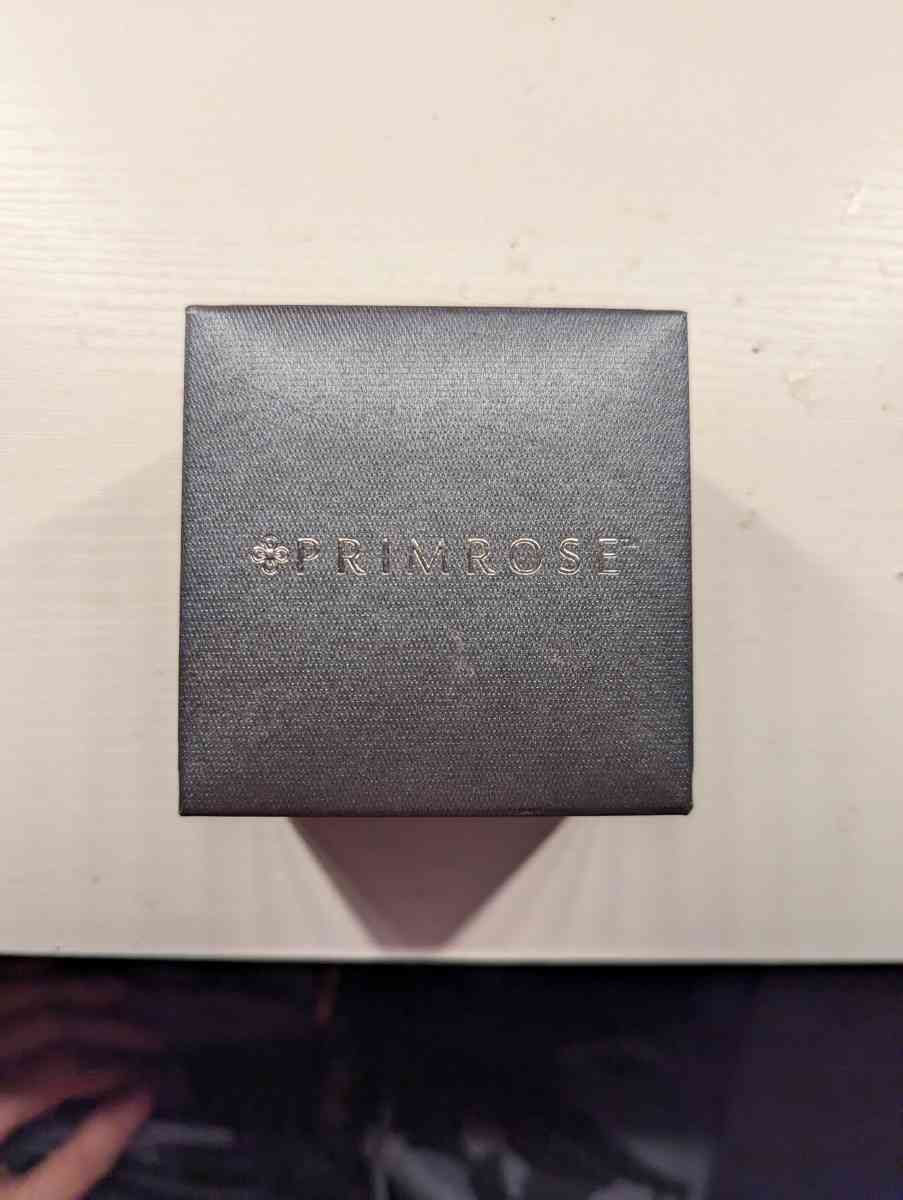 primrose sterling silver necklace - Leesburg, Florida - FleaMarketBay