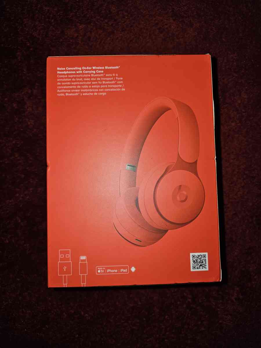 Beats Solo Pro - Las Vegas, Nevada - FleaMarketBay