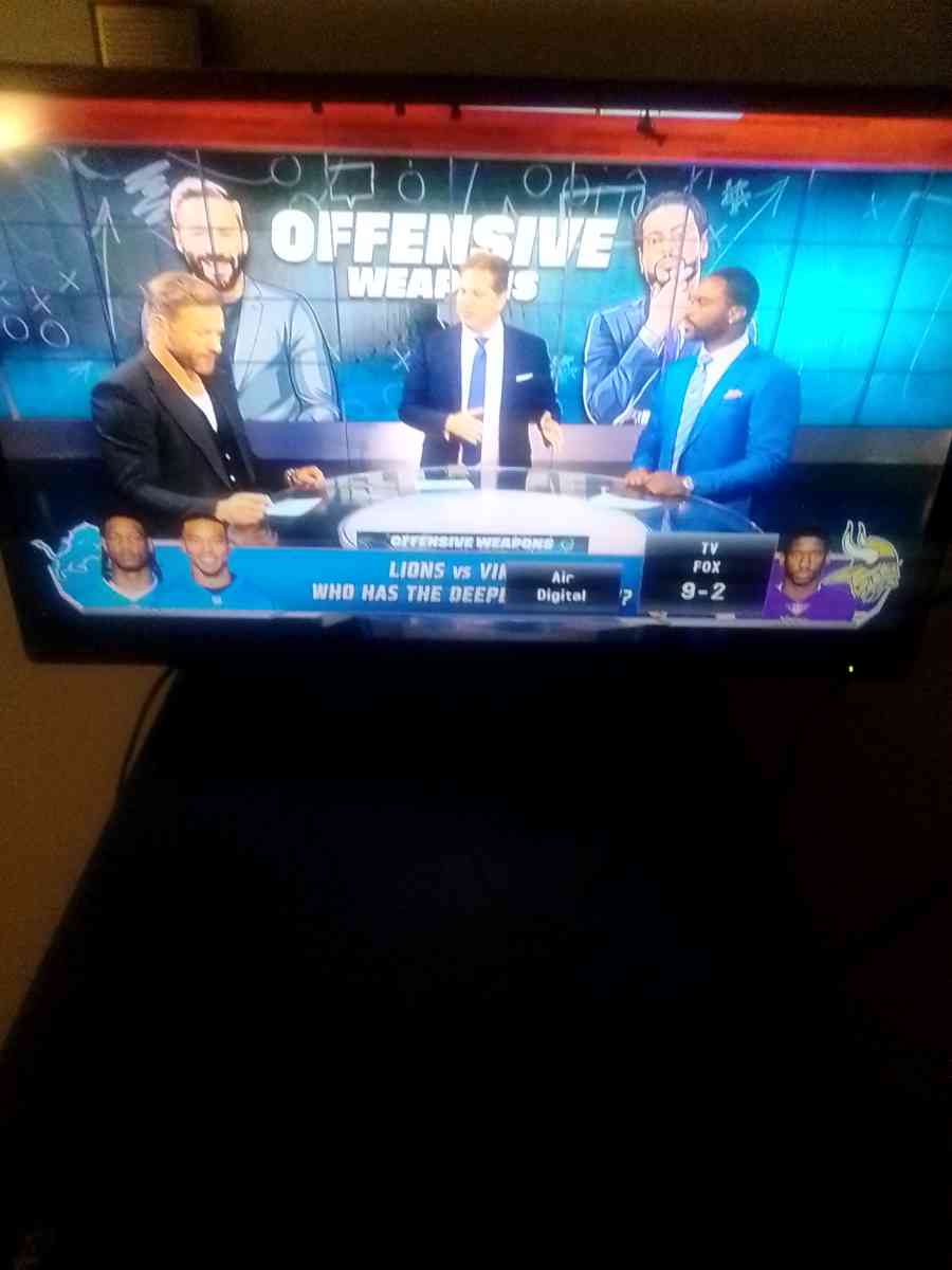 flatscreen tv - Mingo Junction, Ohio - FleaMarketBay