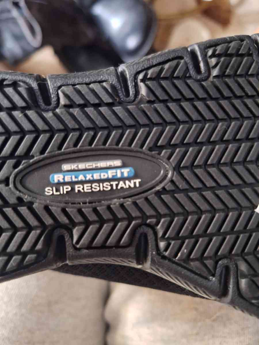 Sketchers  sneakers - Berwick, Pennsylvania - FleaMarketBay