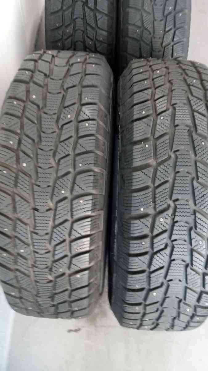 set of 4 tires and wheels R15 is for SNOW - Belmont, California - FleaMarketBay