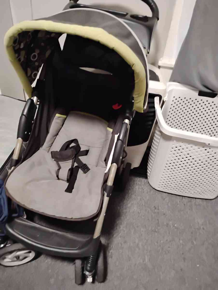 strollers - Fort Wayne, Indiana