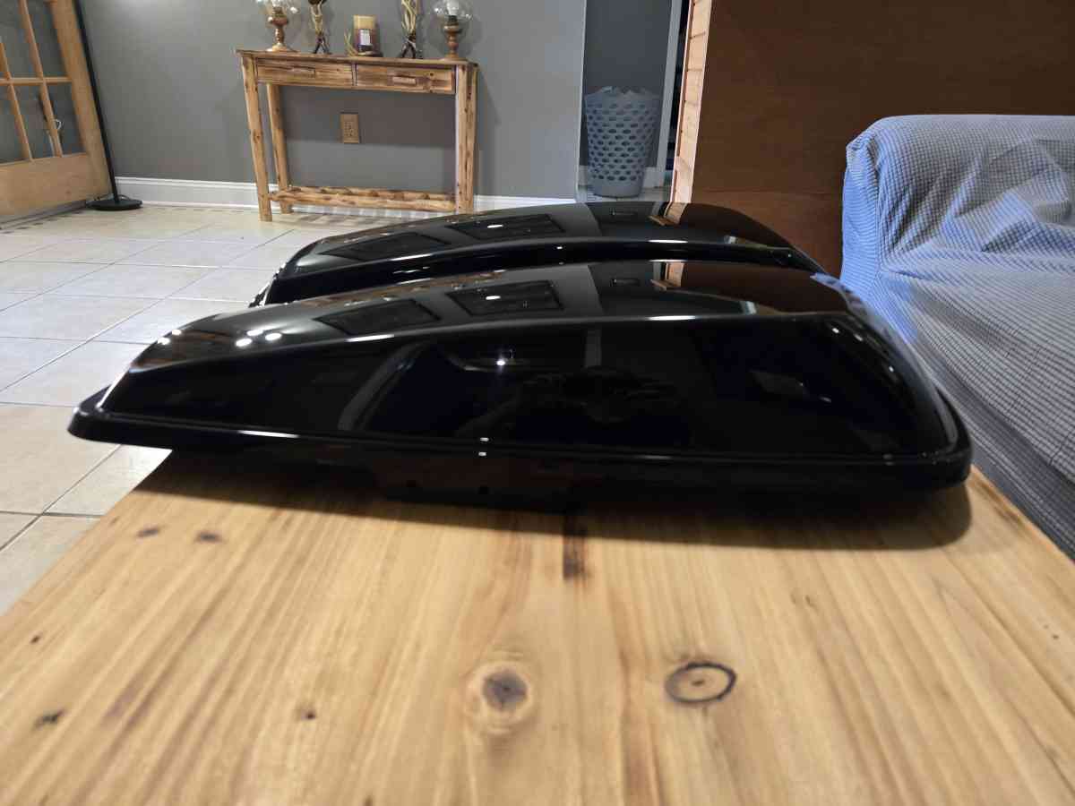 original 2017 HarleyDavidson street glide saddle bag lids - South Lebanon, Ohio - FleaMarketBay