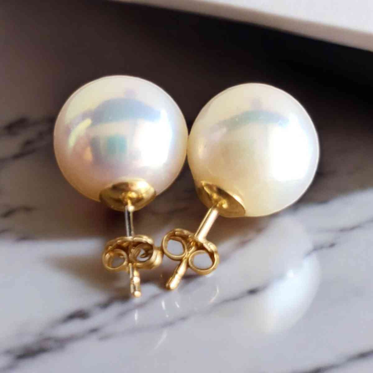 Edison perals 12 Milimiters in 14 Karat gold - Honolulu, Hawaii - FleaMarketBay