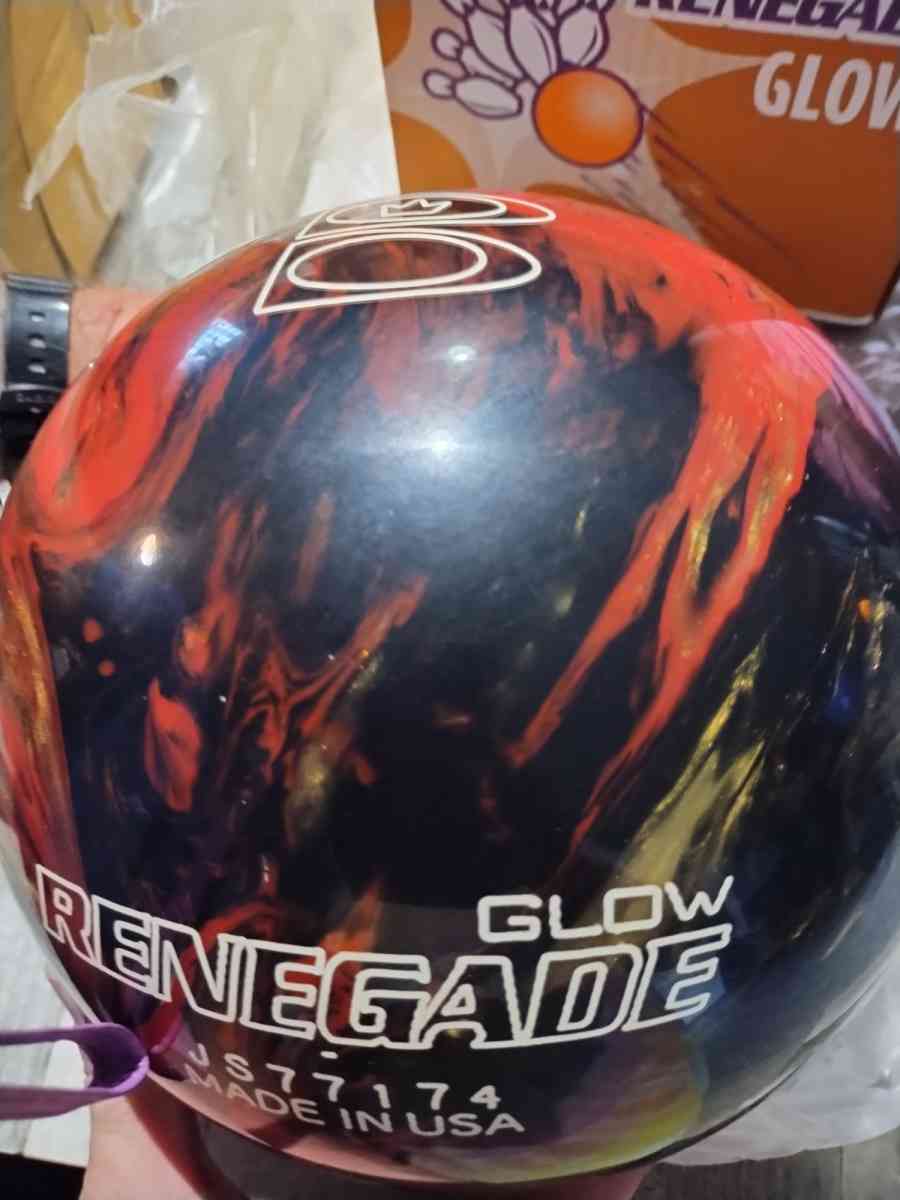 there are new bowls balls with no holes I have 24 of them - Carolina Beach, North Carolina - FleaMarketBay