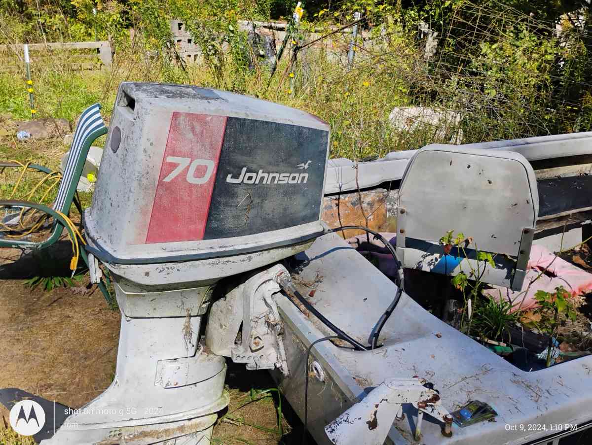 bass master boat - Jenkins, Kentucky - FleaMarketBay