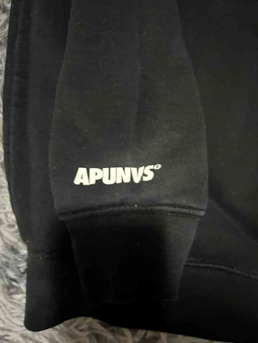 Black Bape Sweatshirt text me before buying - Willingboro, New Jersey - FleaMarketBay