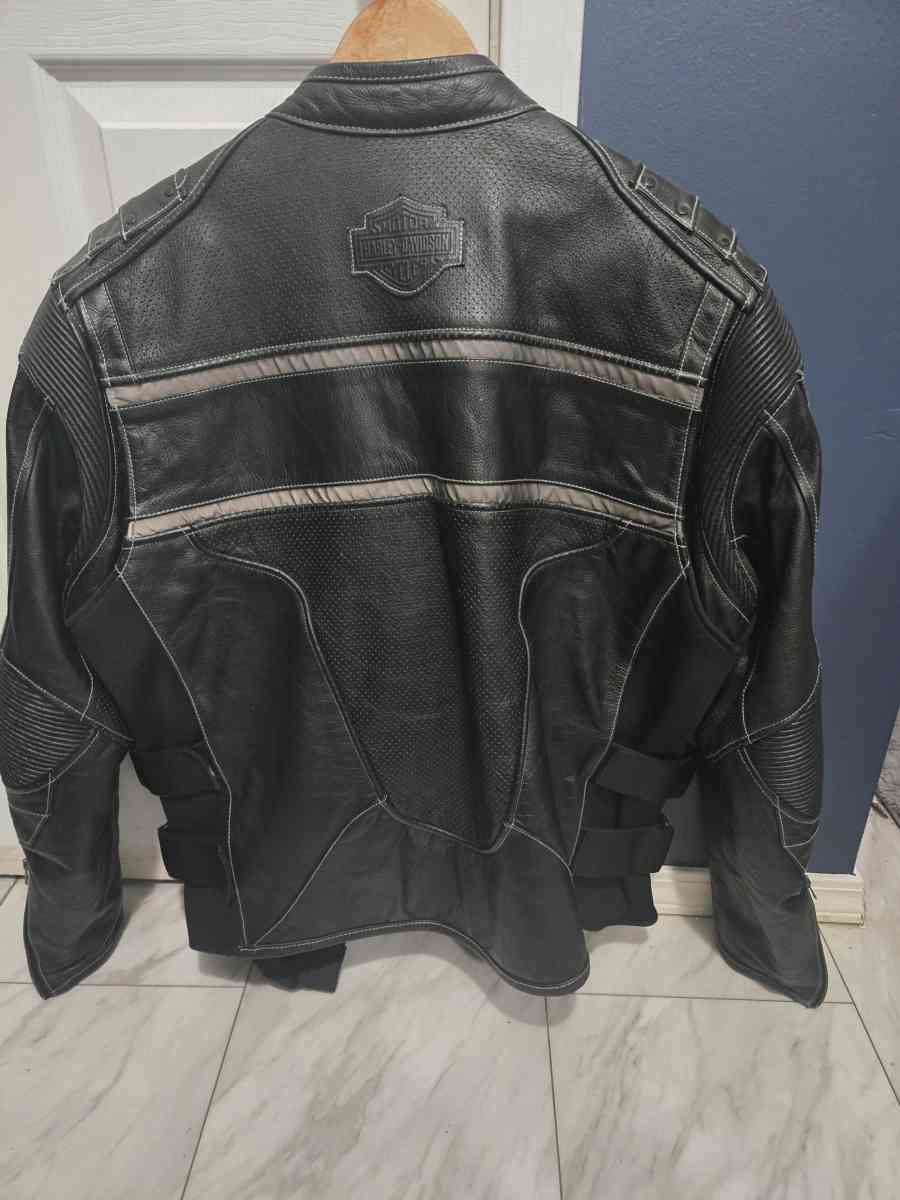 mens HarleyDavidson leather jacket - South Lebanon, Ohio - FleaMarketBay