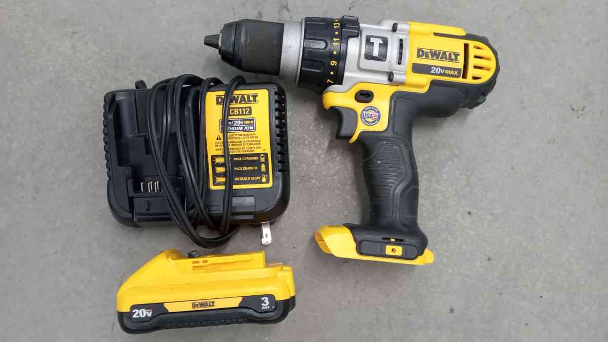 the tools DeWalt 20v - Belmont, California - FleaMarketBay