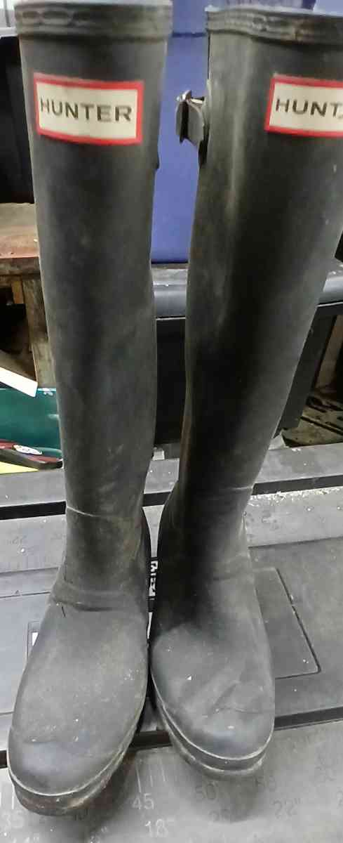 Hunter rainboots - Methuen, Massachusetts - FleaMarketBay