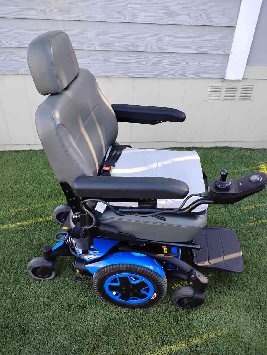 Invacare Power Wheelchair - San Diego, California