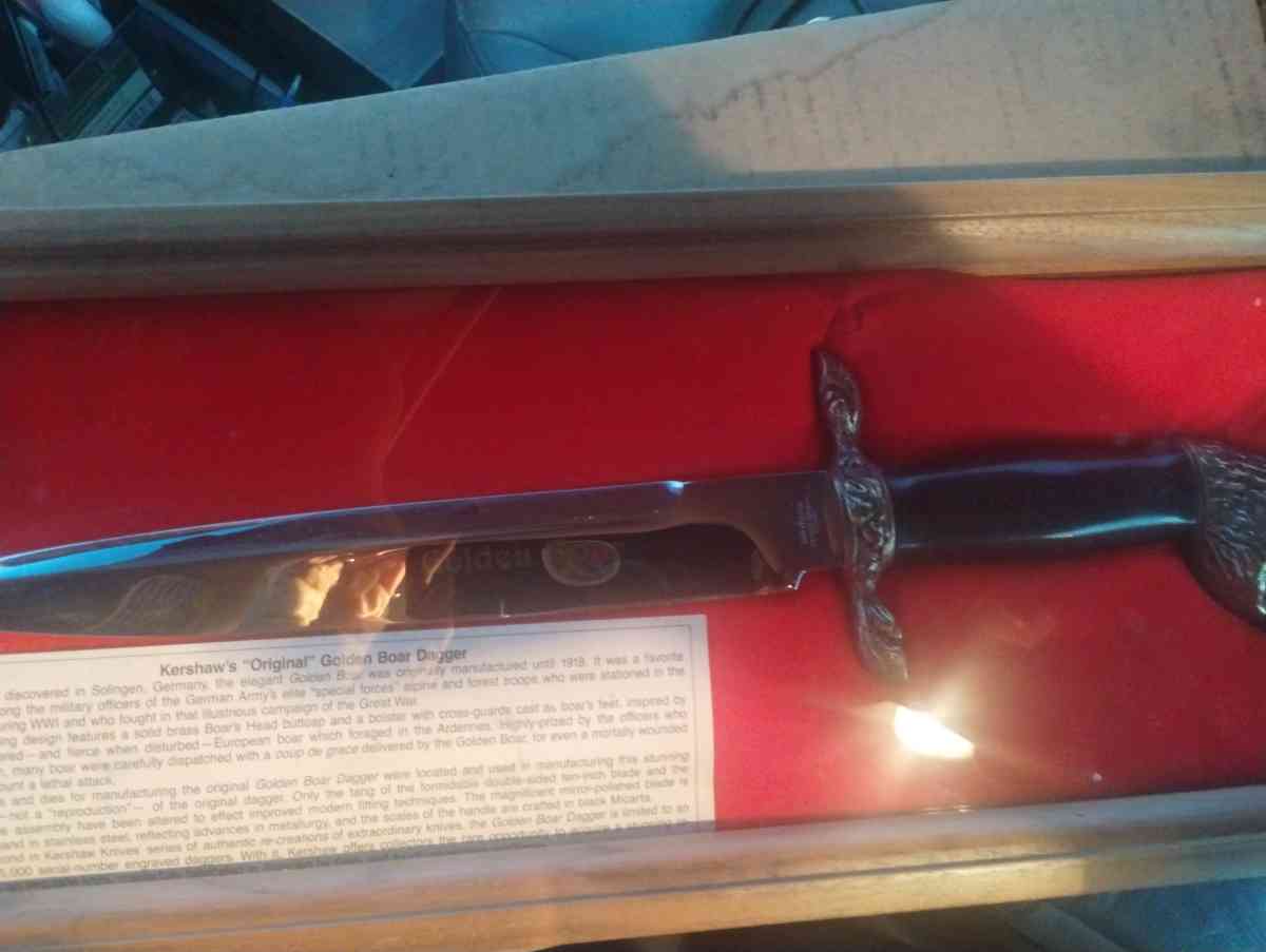 Kershaw Golden Boar Dagger - Glen Mills, Pennsylvania