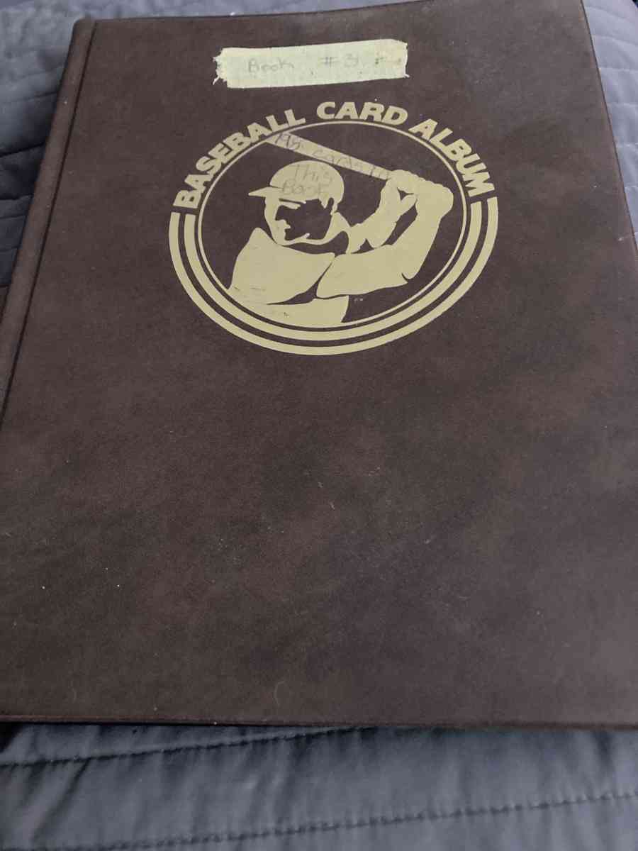 book of baseball cards - Saint Clairsville, Ohio