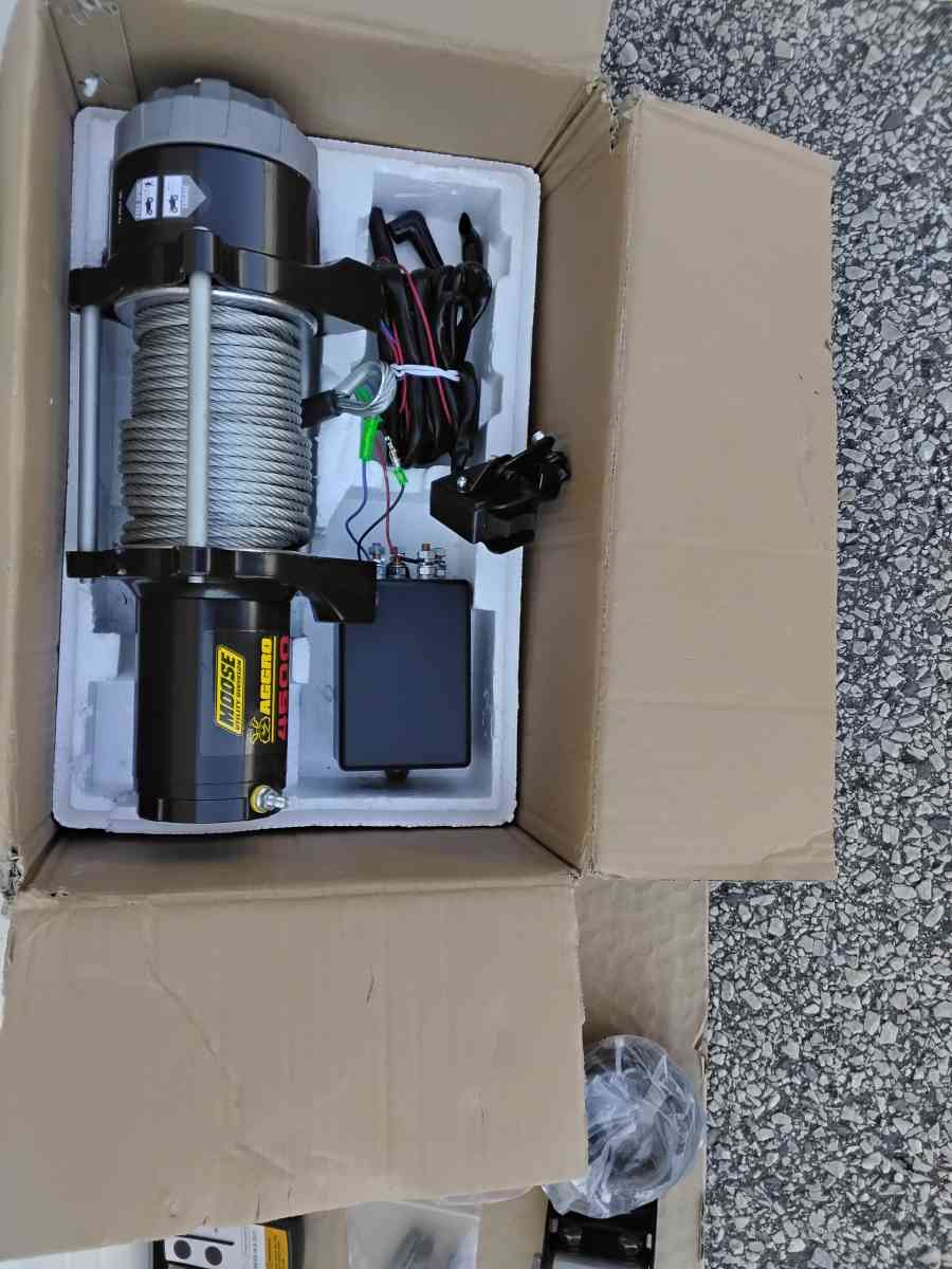 Nice Moose Aggro Electric Winch Model 4500 OEM New - Williamstown, New Jersey - FleaMarketBay