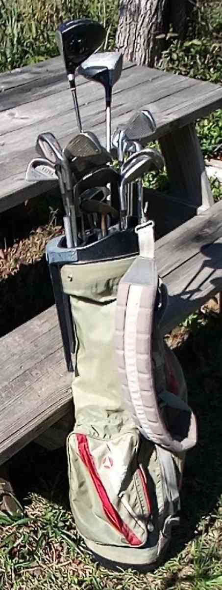 For Sale Assorted Used Golf Clubs with Name BrandBag - Columbia, Louisiana - FleaMarketBay