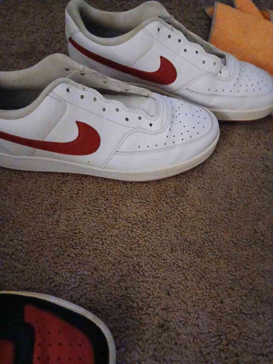 Nikes shoes