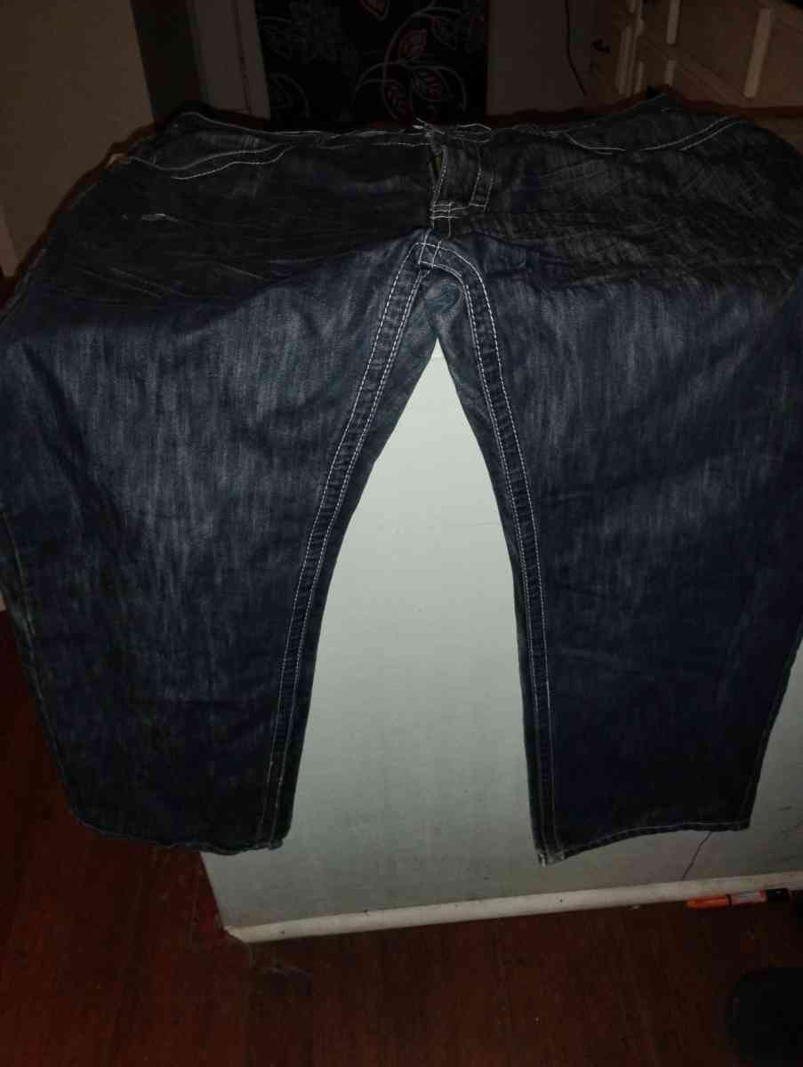 South Pole 42in - Saint Joseph, Missouri - FleaMarketBay