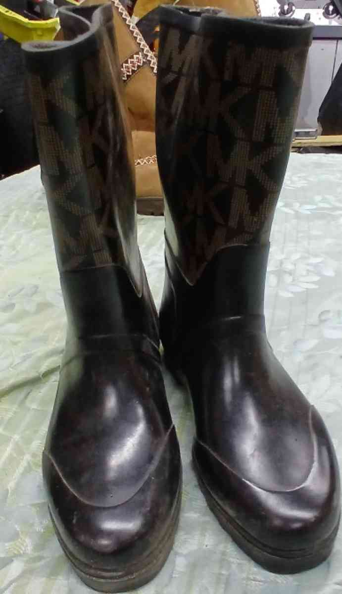 Michael kors rainboots - Methuen, Massachusetts - FleaMarketBay