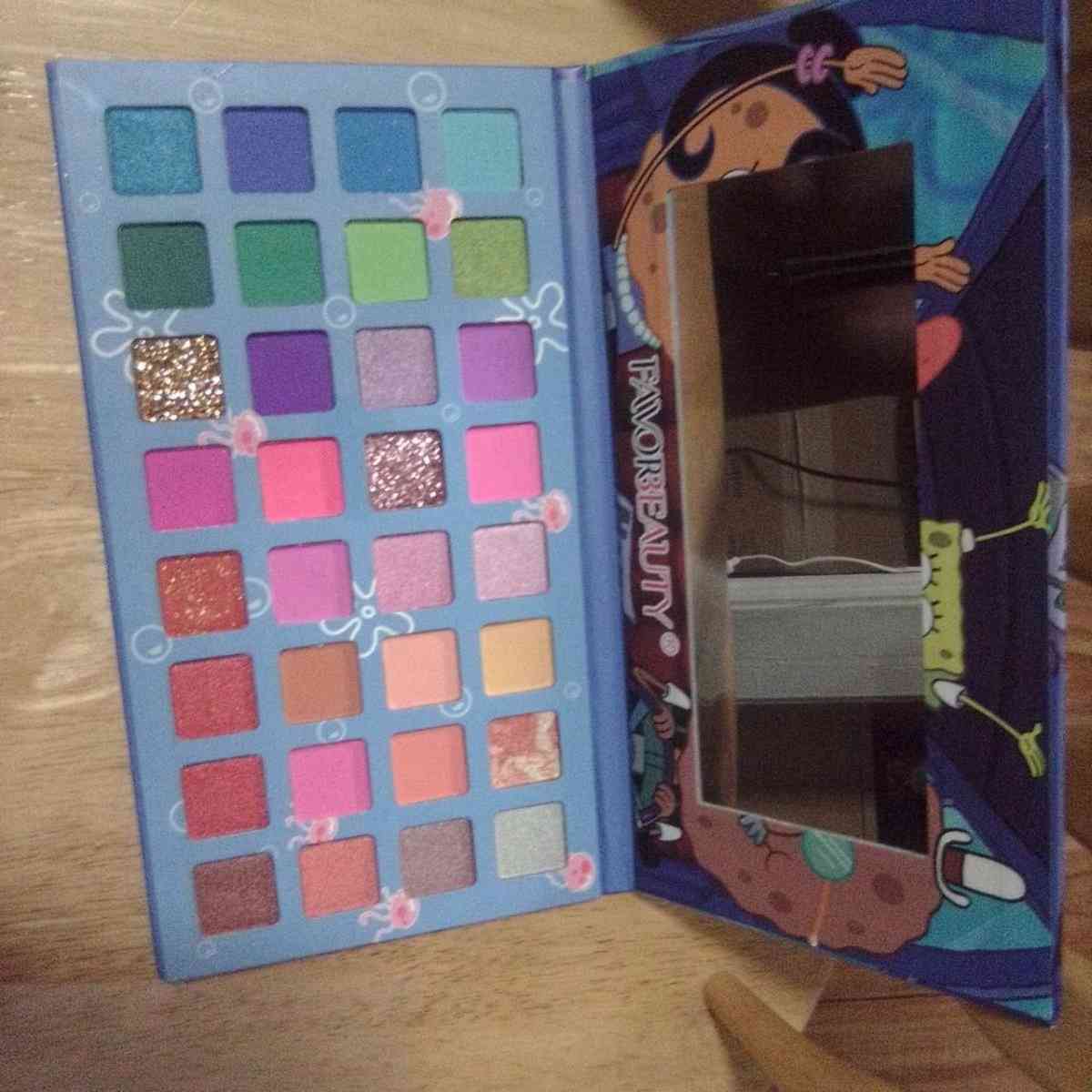 Favor Beauty Eyeshadow Palette - Jacksonville, Florida - FleaMarketBay