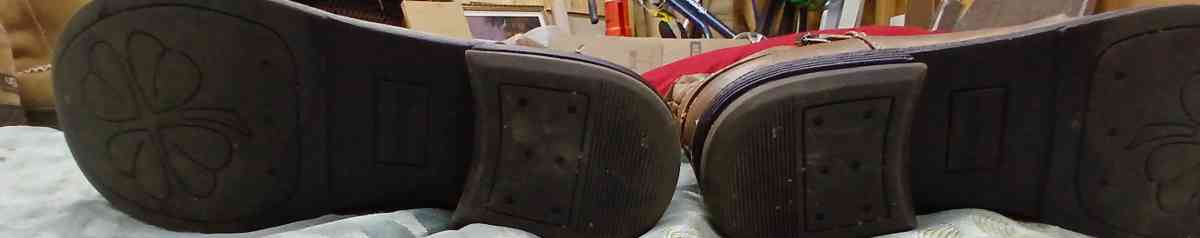 Zandora boots - Methuen, Massachusetts - FleaMarketBay