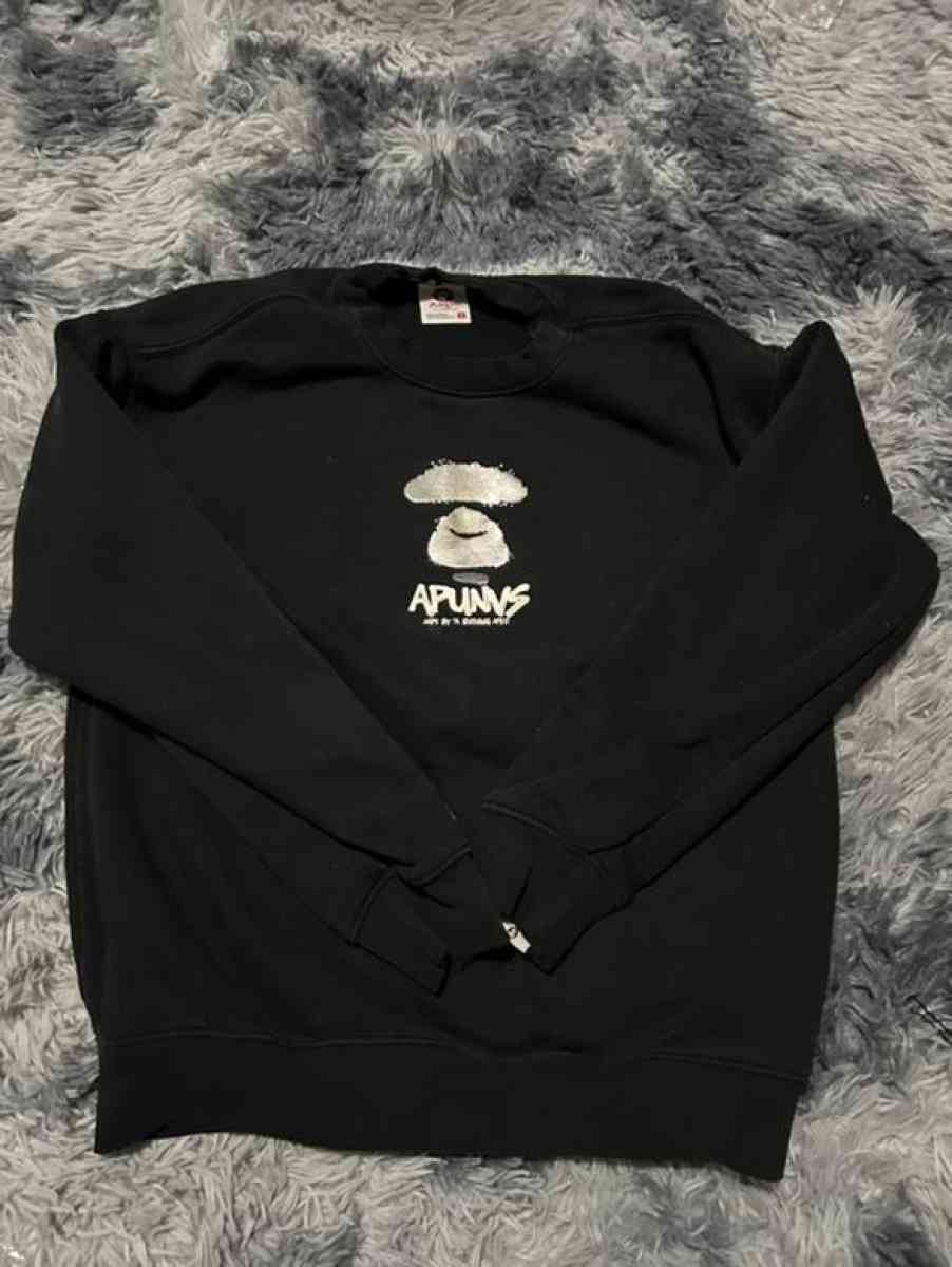 Black Bape Sweatshirt text me before buying - Willingboro, New Jersey - FleaMarketBay