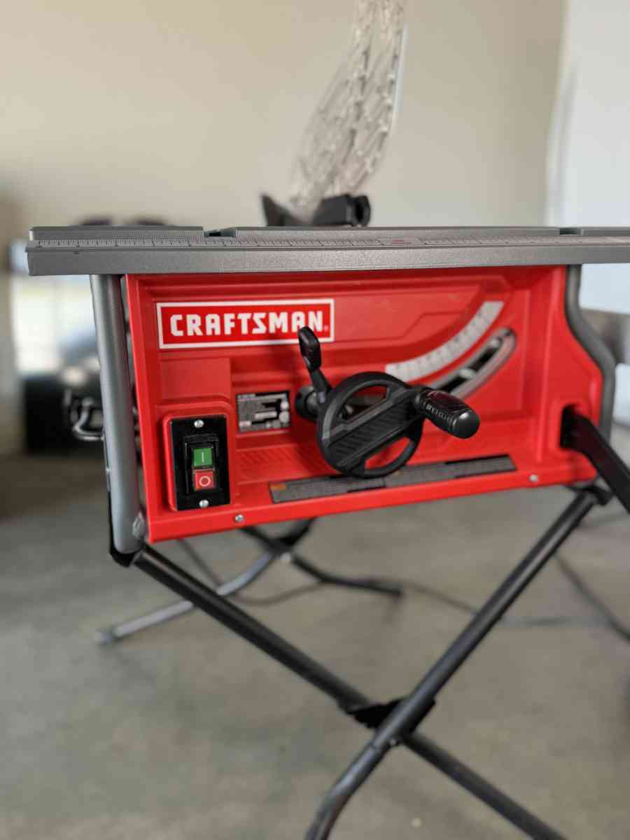 Portable Craftsman Table Saw  Reliable and Ready for Any Job - Goodyear, Arizona - FleaMarketBay