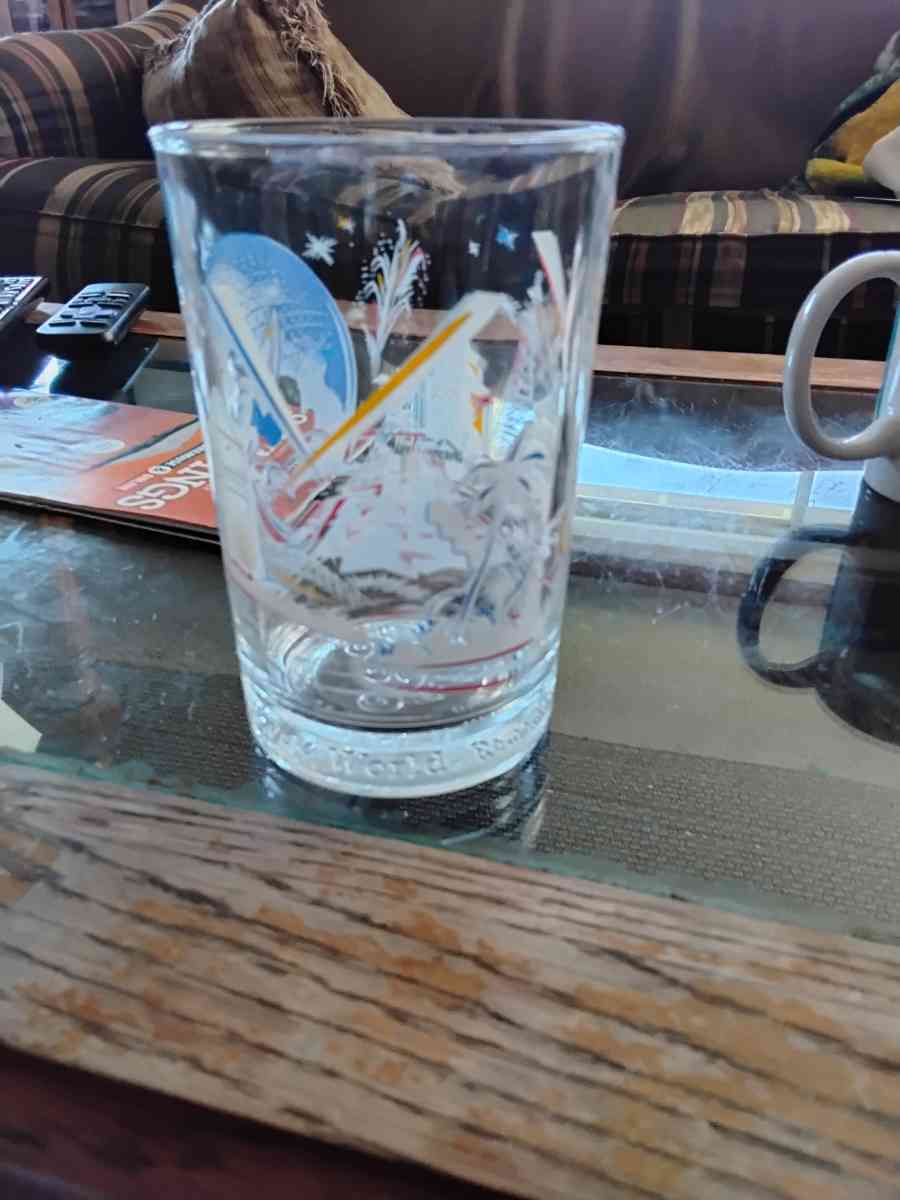 Disney collectible cup - East Wenatchee, Washington - FleaMarketBay