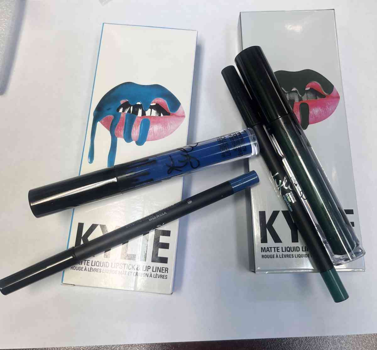 2 boxes matte lipstick lip liner 5 - Fort Worth, Texas - FleaMarketBay