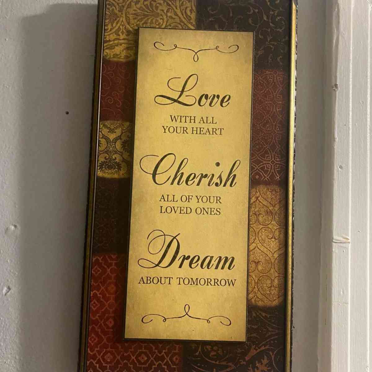 2 Wall Decors - Jacksonville, Florida