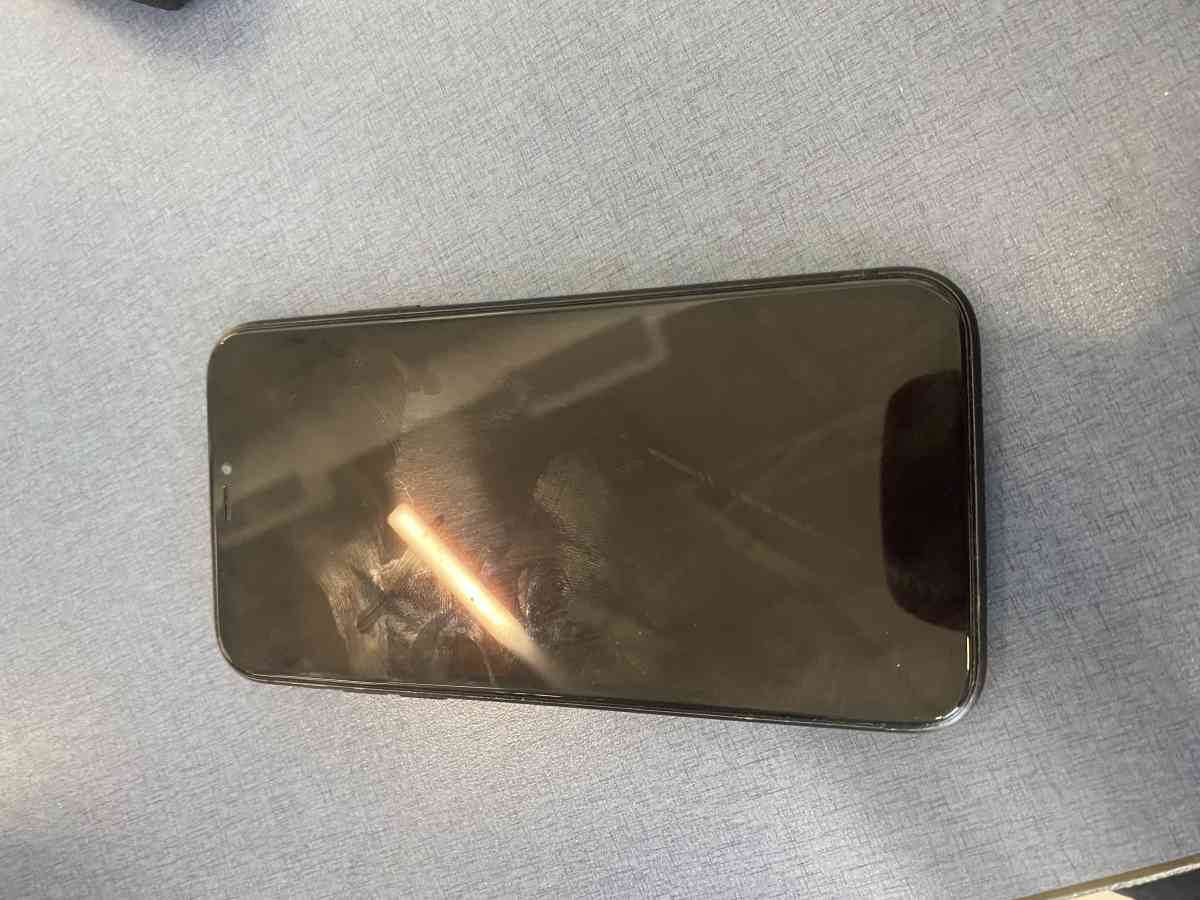 iPhone 11 - Abilene, Texas - FleaMarketBay