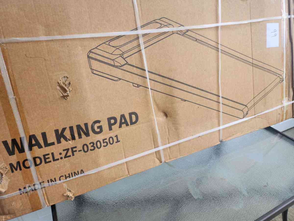 Walking Pad Treadmill - Homosassa, Florida - FleaMarketBay