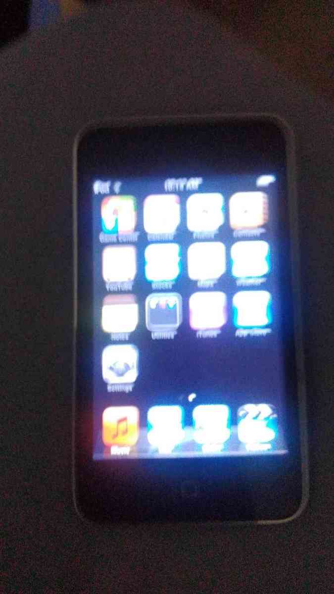 iPod 3rd need  gone can anyone pick up today - Willingboro, New Jersey - FleaMarketBay