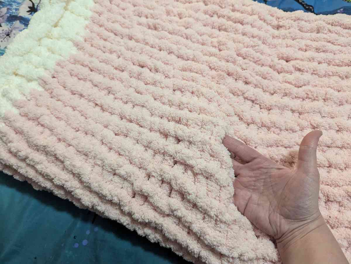 blanket - Blanchard, Louisiana - FleaMarketBay