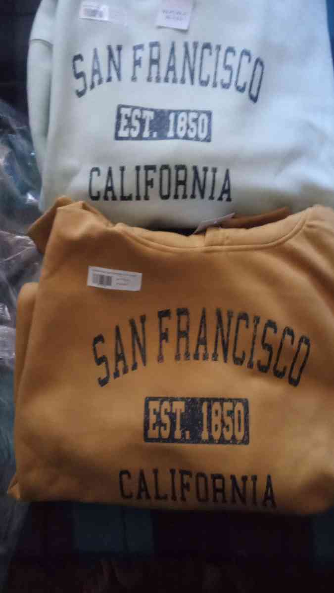 the 2 new California hoodle new - Belmont, California - FleaMarketBay