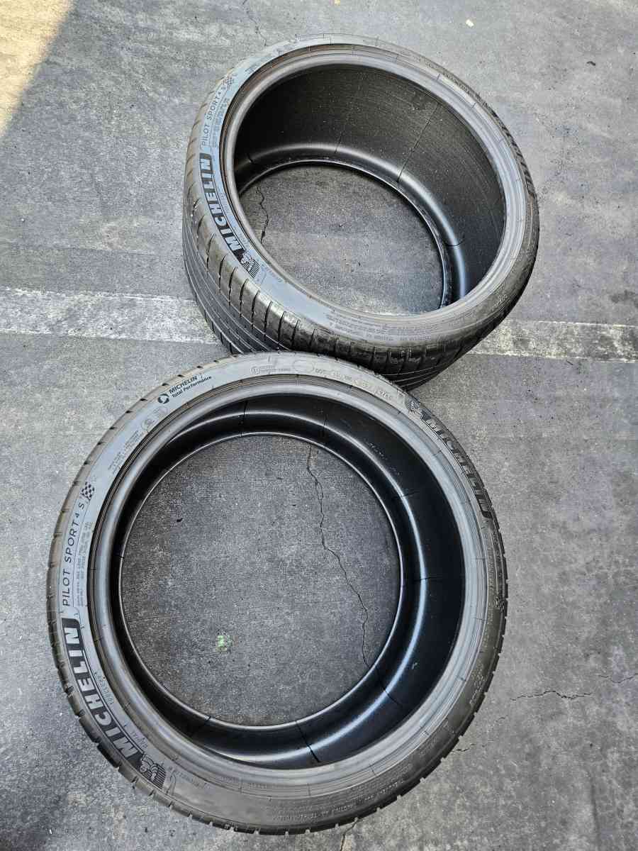 2 PCS OF TIRES MICHELIN PILOT SPORT 4S - Pasadena, California - FleaMarketBay