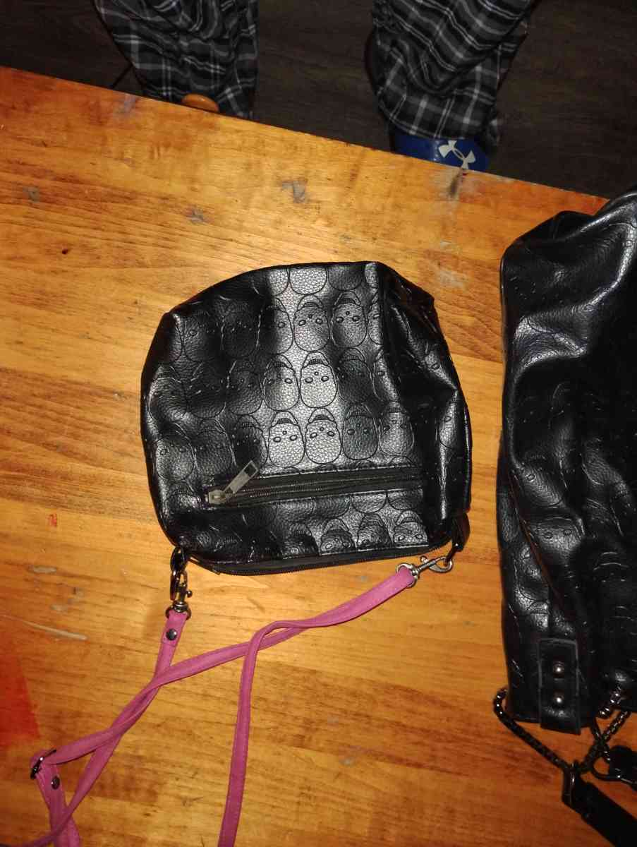 skull purses - Fort Wayne, Indiana