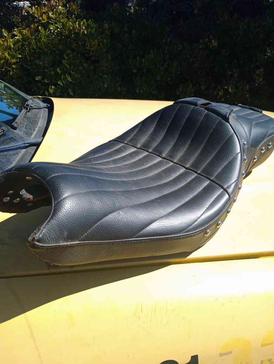 Corbin motorcycle seat - Salinas, California - FleaMarketBay