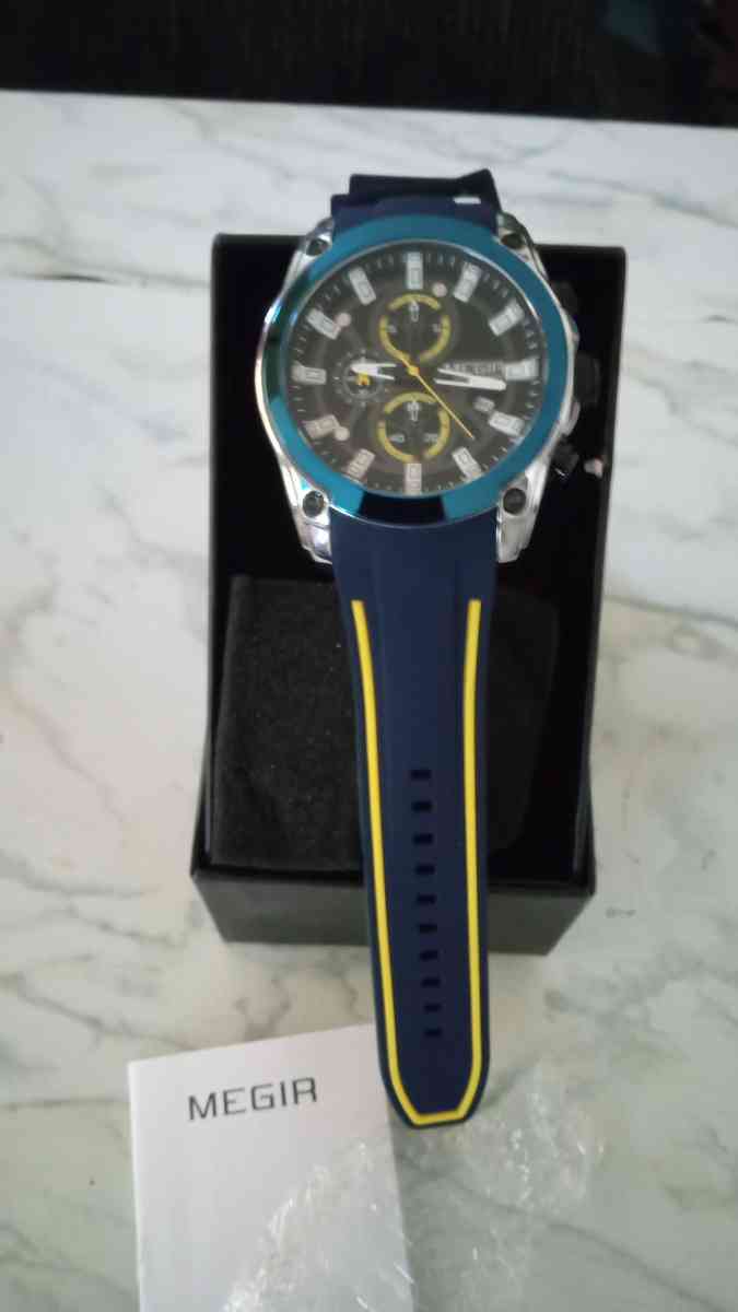 the new watch of battery - Belmont, California - FleaMarketBay