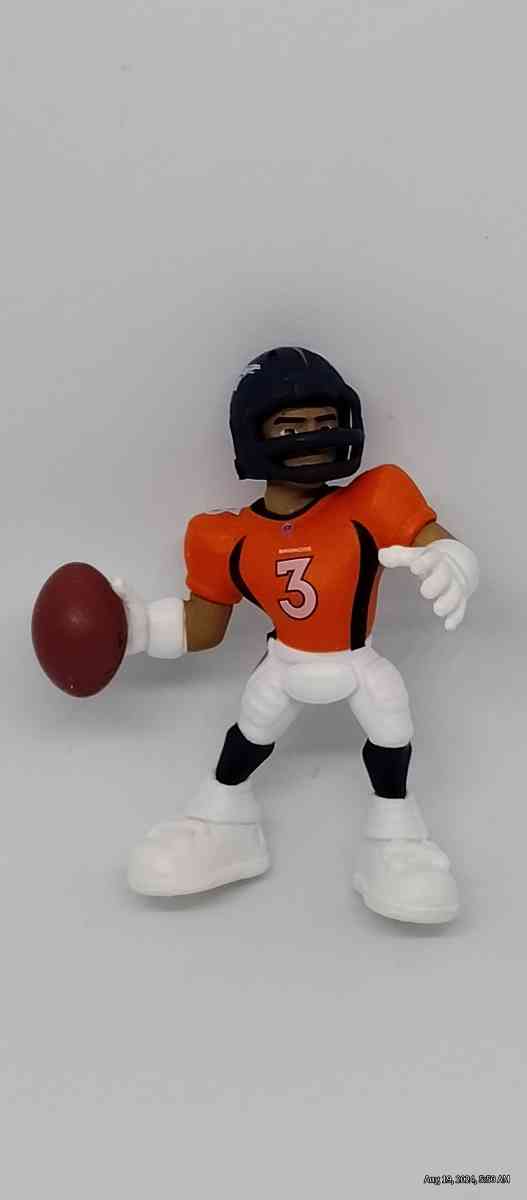 NFL Game Changers 2 inch collectible figures - Hendersonville, North Carolina - FleaMarketBay